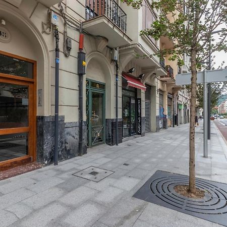 Apartamento La Alameda De Indautxu Bilbao Exterior foto