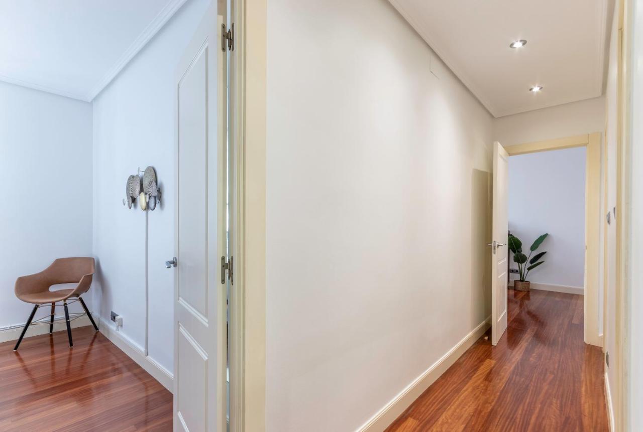 Apartamento La Alameda De Indautxu Bilbao Exterior foto