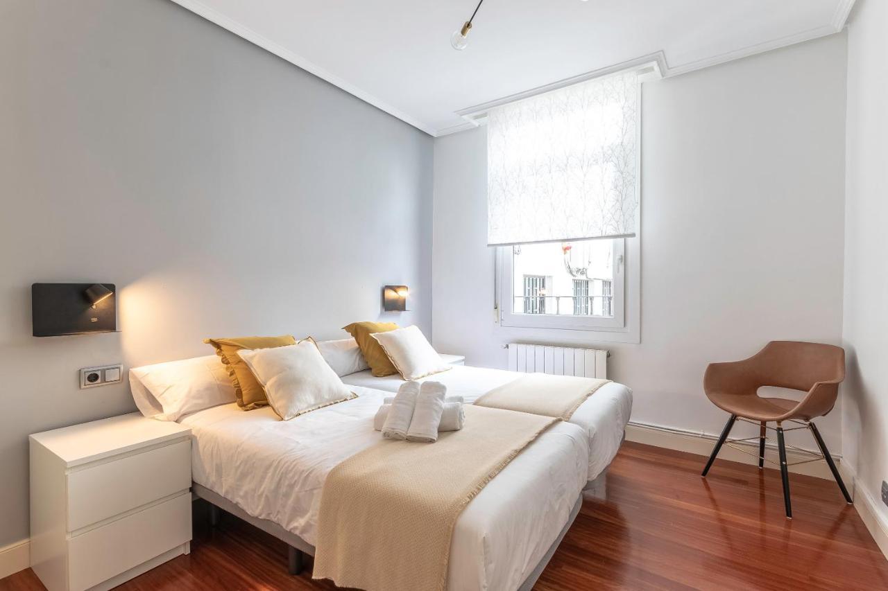 Apartamento La Alameda De Indautxu Bilbao Exterior foto