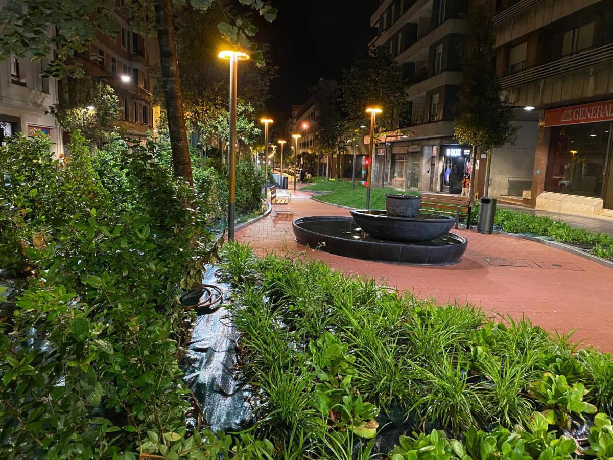 Apartamento La Alameda De Indautxu Bilbao Exterior foto