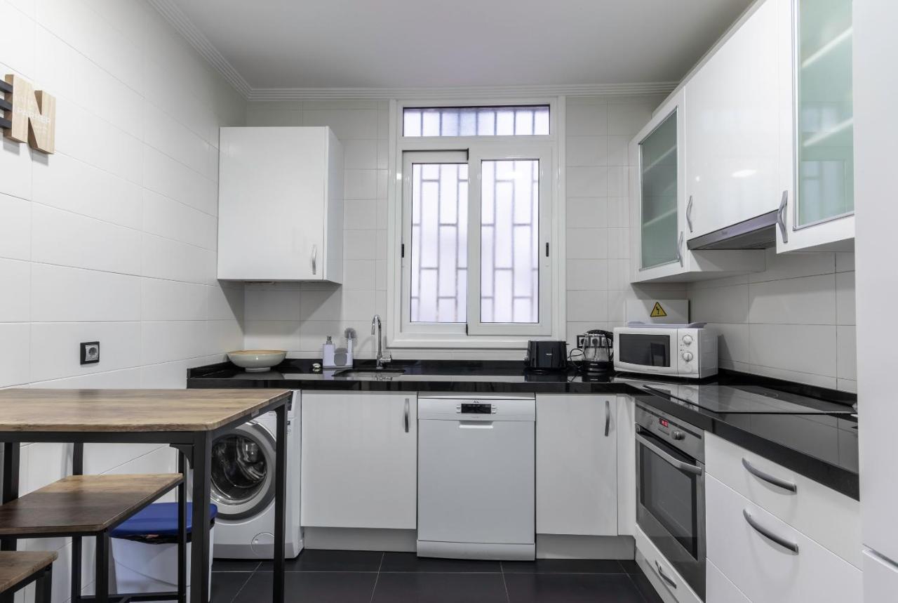 Apartamento La Alameda De Indautxu Bilbao Exterior foto